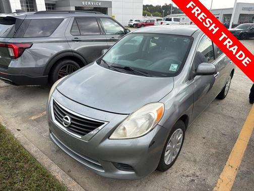 2012 Nissan Versa 1.6 S