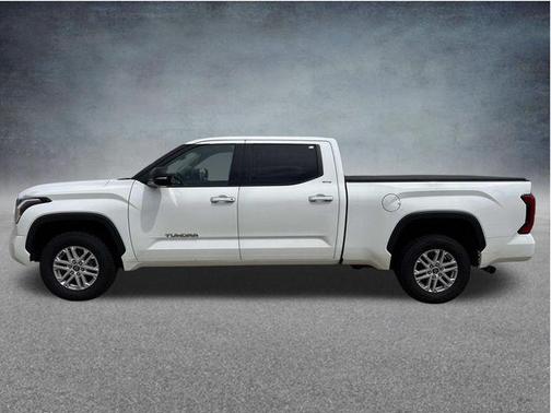 Ice Cap 2023 Toyota Tundra SR5
