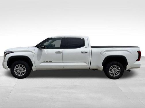 Ice Cap 2023 Toyota Tundra SR5