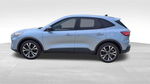 Iced Blue Silver Metallic 2022 Ford Escape SE