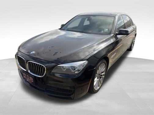 2014 BMW 750 Li