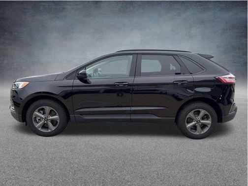Agate Black Metallic 2024 Ford Edge SEL