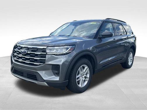 Carbonized Gray Metallic 2026 Ford Explorer Active
