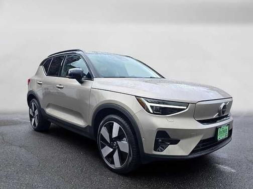 2023 Volvo XC40 Ultimate