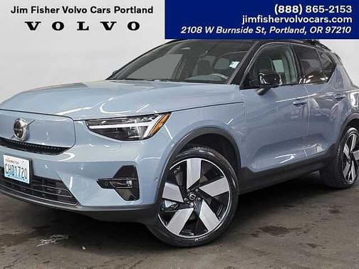 Thunder Grey 2023 Volvo XC40 Ultimate