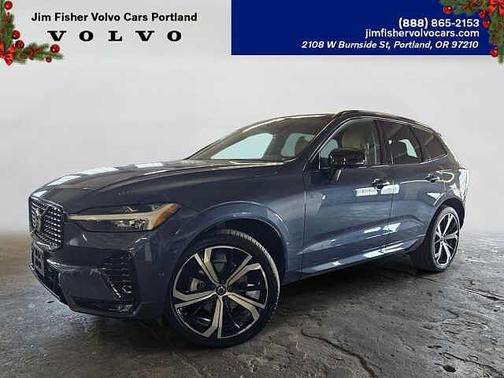 2023 Volvo XC60 B5 AWD Ultimate Dark