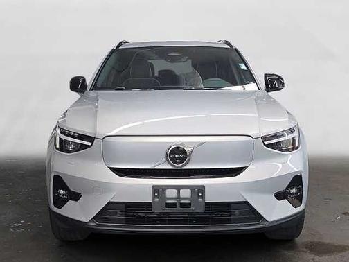 2023 Volvo XC40 Ultimate
