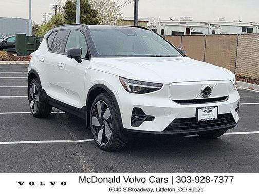 Crystal White Pearl 2026 Volvo EX40 Twin Motor Plus