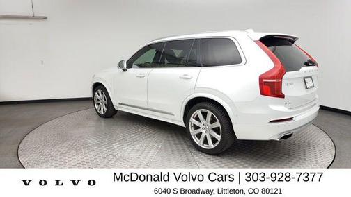 Crystal White Pearl 2019 Volvo XC90 T6 Inscription