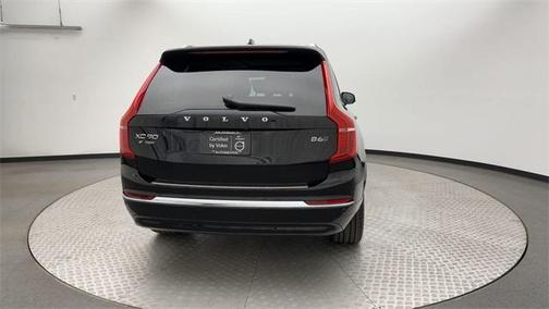 2025 Volvo XC90 B6 Plus 7-Seater