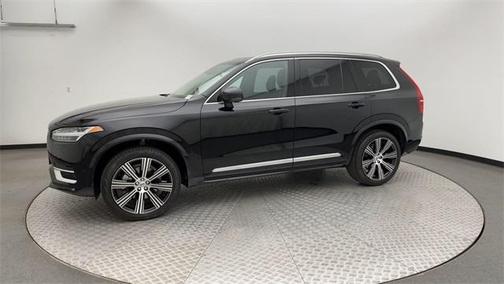 2025 Volvo XC90 B6 Plus 7-Seater