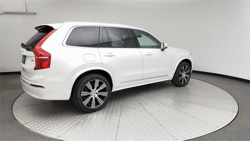 2025 Volvo XC90 B6 Plus 7-Seater