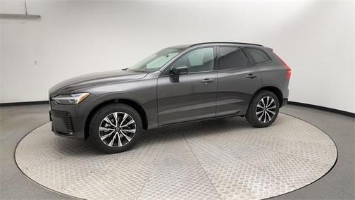 2025 Volvo XC60 B5 Core