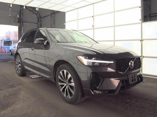 2025 Volvo XC60 B5 Core