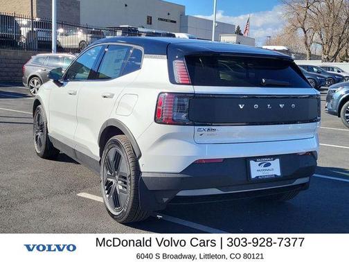 White 2026 Volvo EX30 TWIN MOTOR CROSS COUNTRY ULTRA