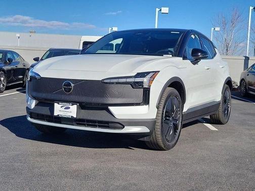 White 2026 Volvo EX30 TWIN MOTOR CROSS COUNTRY ULTRA