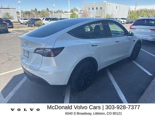 Pearl White Multi 2023 Tesla Model Y Long Range