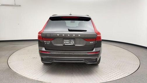 2025 Volvo XC60 B5 Plus