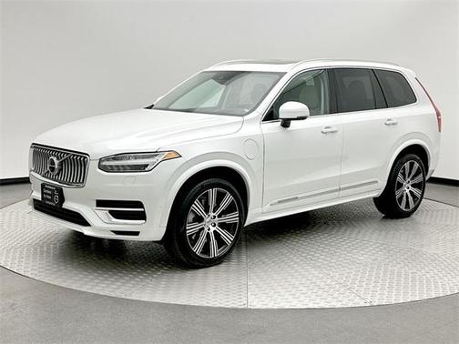2022 Volvo XC90 Recharge Plug-In Hybrid T8 Inscription 6 Passenger