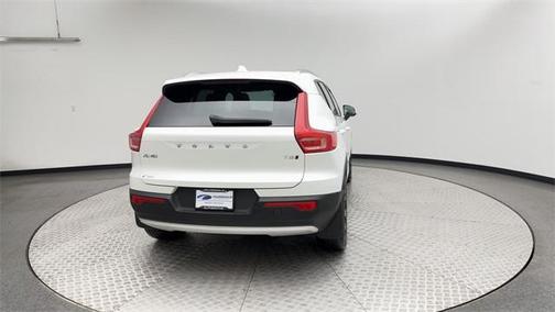 2021 Volvo XC40 T5 Inscription