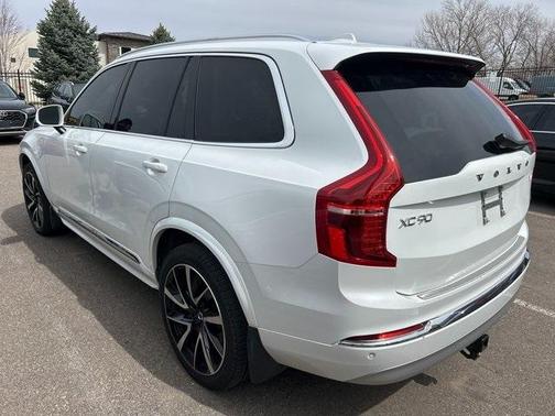 2022 Volvo XC90 Recharge Plug-In Hybrid T8 Inscription Expression Extended Range 6P