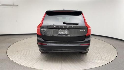 2023 Volvo XC90 B5 Core