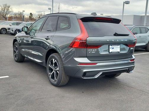 2026 Volvo XC60 B5 Core