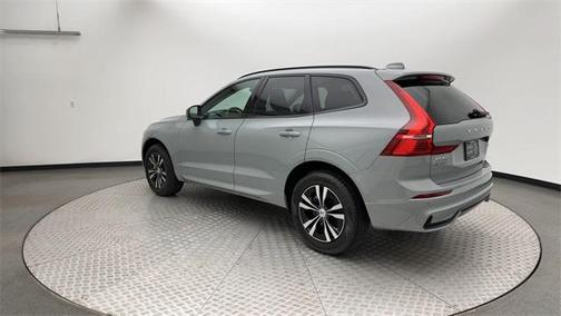 2025 Volvo XC60 B5 Core