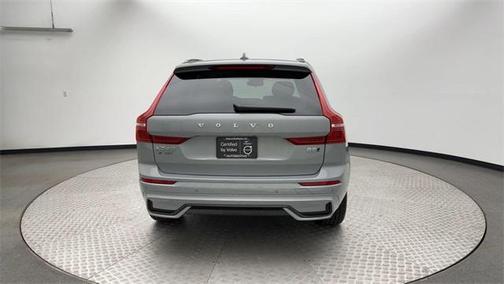 2025 Volvo XC60 B5 Core