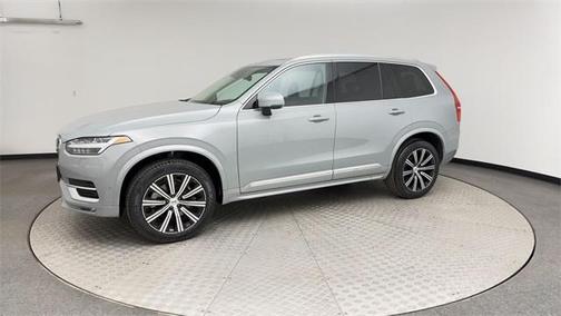 2025 Volvo XC90 B6 Plus 7-Seater
