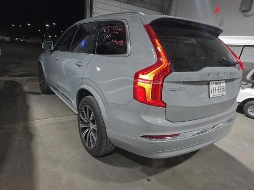2025 Volvo XC90 B6 Plus 7-Seater