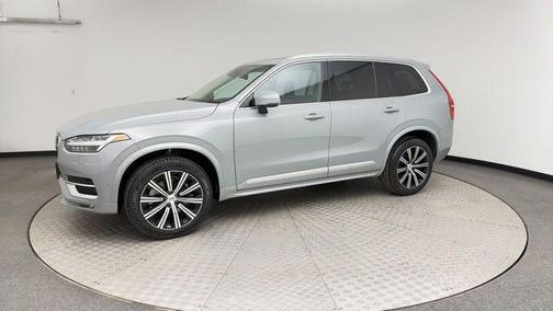 2025 Volvo XC90 B6 Plus 7-Seater