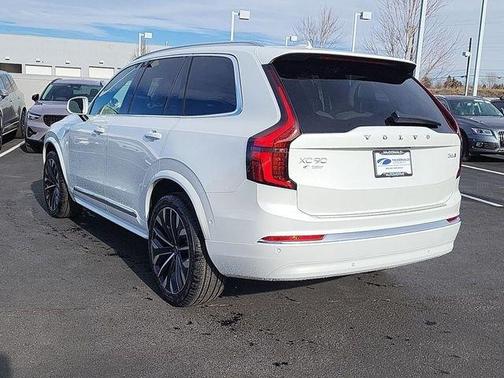 2026 Volvo XC90 B6 Plus 7-Seater