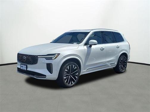 2025 Volvo XC90 B6 Plus 7-Seater