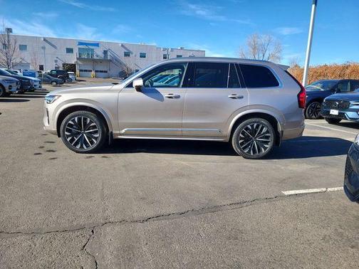 2026 Volvo XC90 B6 Ultra 6-Seater