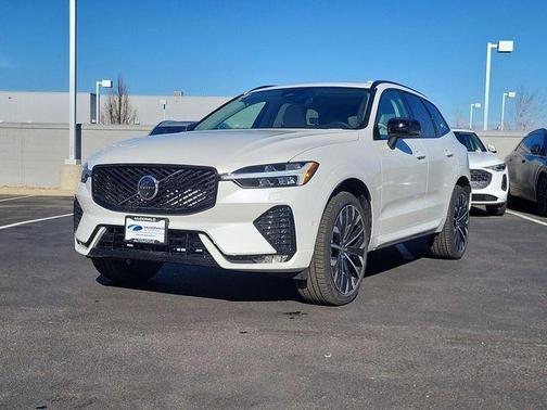 2026 Volvo XC60 B5 Ultra