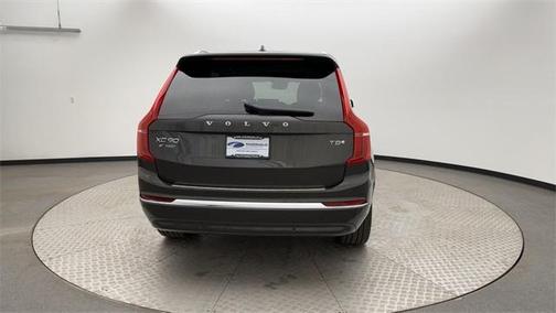 2025 Volvo XC90 Plug-In Hybrid T8 Plus 7-Seater