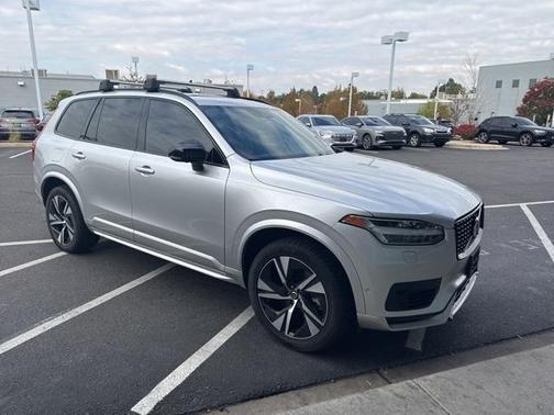 2022 Volvo XC90 Recharge Plug-In Hybrid T8 R-Design Extended Range 7P
