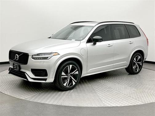 2022 Volvo XC90 Recharge Plug-In Hybrid T8 R-Design Extended Range 7P