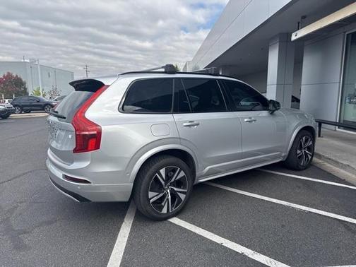 2022 Volvo XC90 Recharge Plug-In Hybrid T8 R-Design Extended Range 7P