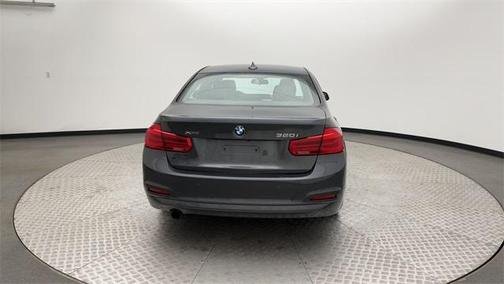 2017 BMW 320 i xDrive