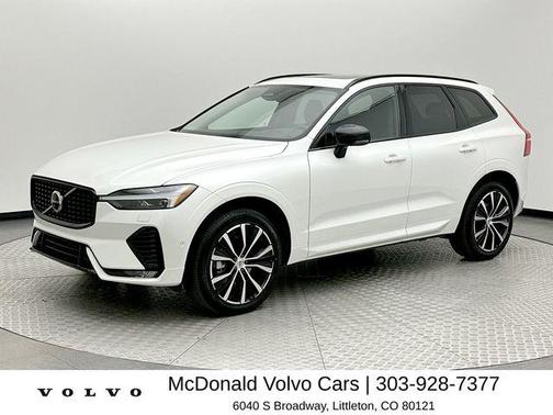 Crystal White Metallic 2025 Volvo XC60 B5 Plus