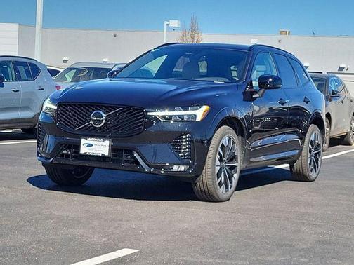 2026 Volvo XC60 B5 Plus
