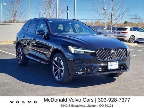 Onyx Black Metallic 2026 Volvo XC60 B5 Plus