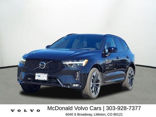 Onyx Black Metallic 2026 Volvo XC60 B5 Plus