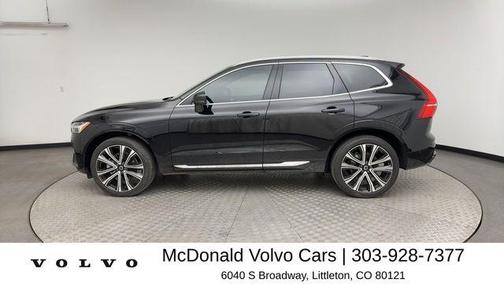 Onyx Black Metallic 2023 Volvo XC60 B5 Ultimate Bright Theme