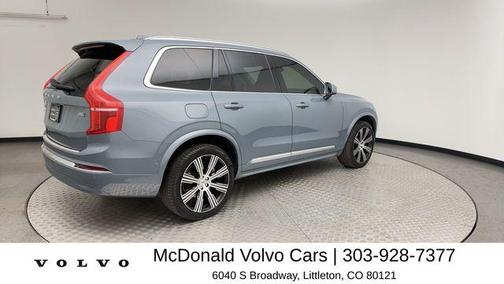 Platinum Gray Metallic 2023 Volvo XC90 B6 Ultimate 7-Seater