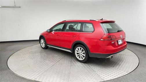 2017 Volkswagen Golf Alltrack TSI S
