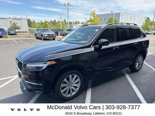 Onyx Black Metallic 2017 Volvo XC90 T6 Momentum