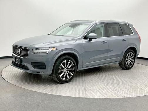 2023 Volvo XC90 B5 Core